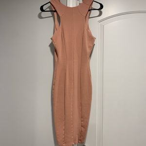 Creamy-pink bodycon, below the knee dress